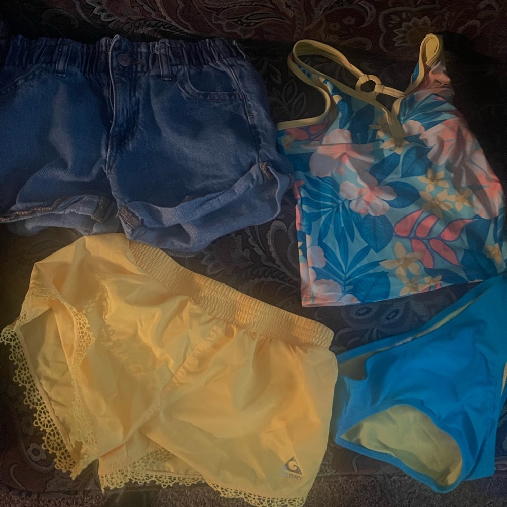 ENTIRE LOT. Girl’s Summertime/Vacation clothes